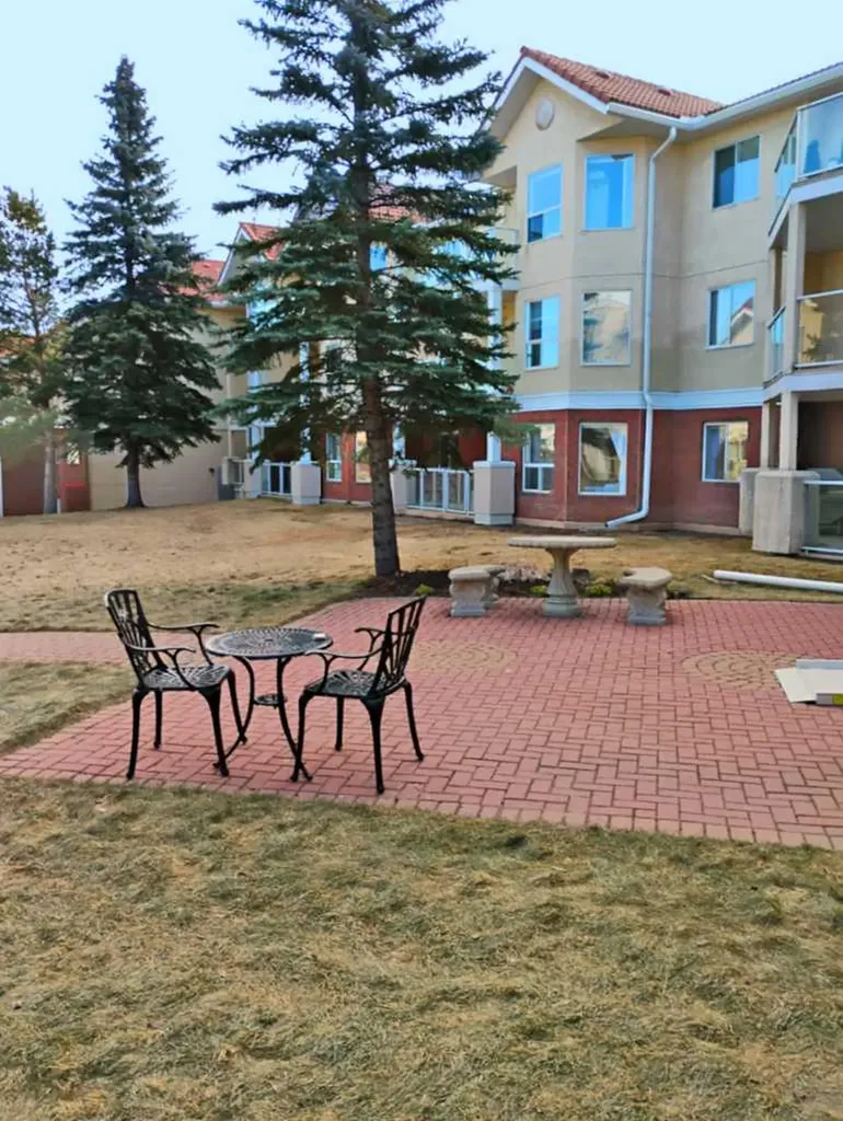 1818 Simcoe Boulevard SW Calgary AB T3H 3L9