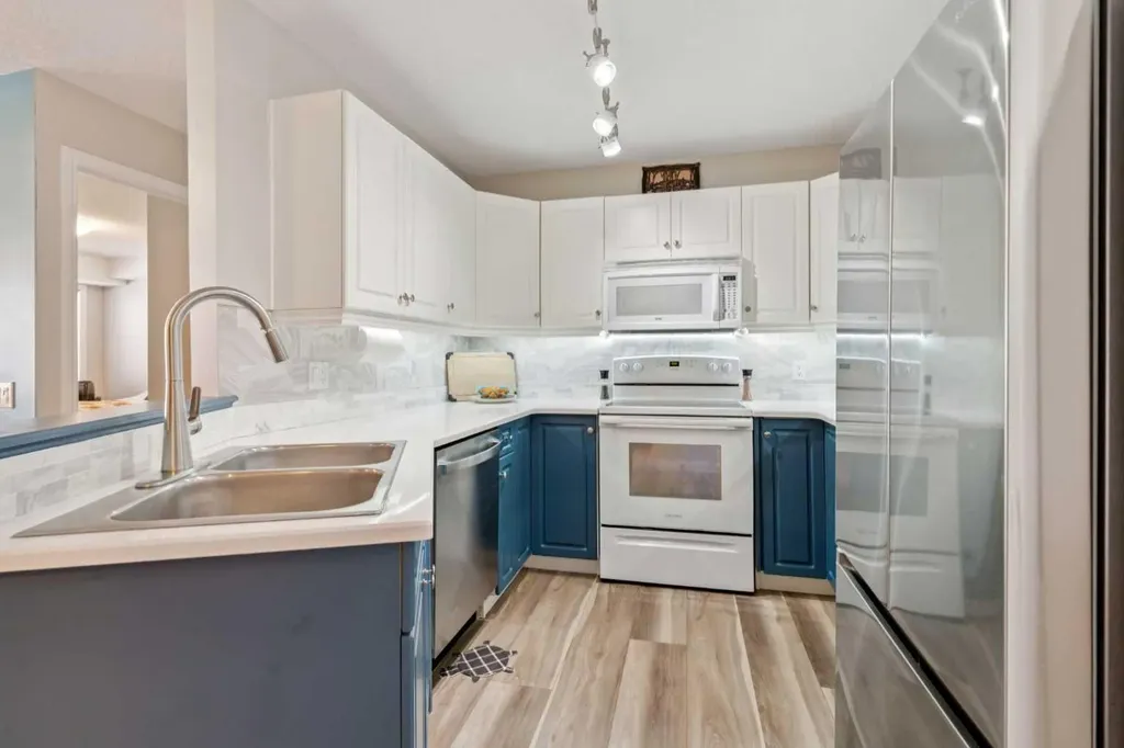1818 Simcoe Boulevard SW Calgary AB T3H 3L9