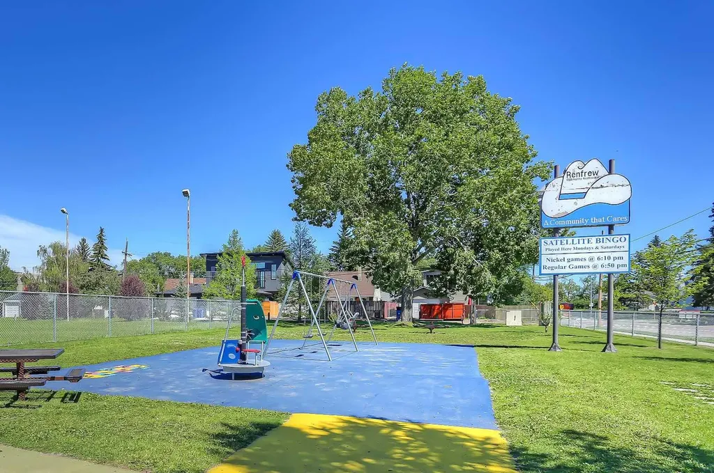 828 8 Avenue NE Calgary AB T2E 9E2