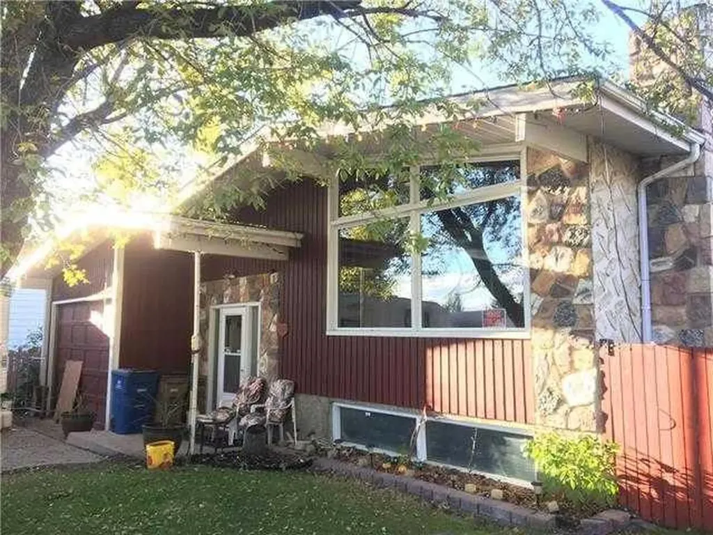 94 Avenue Lac La Biche AB T0A2C0
