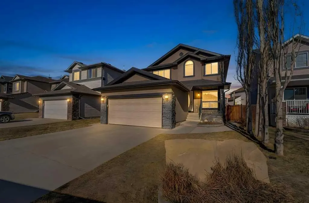 284 Hawkmere View Chestermere AB T1X 1T7