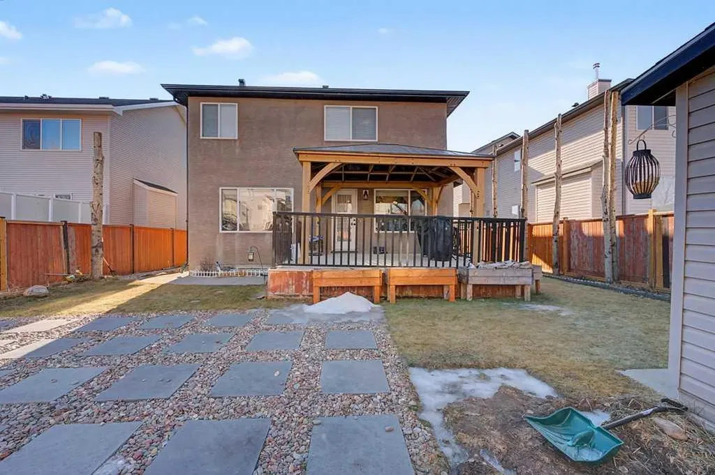 284 Hawkmere View Chestermere AB T1X 1T7