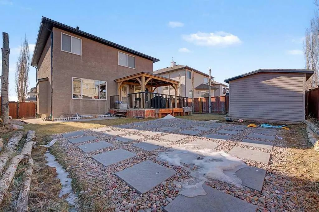 284 Hawkmere View Chestermere AB T1X 1T7