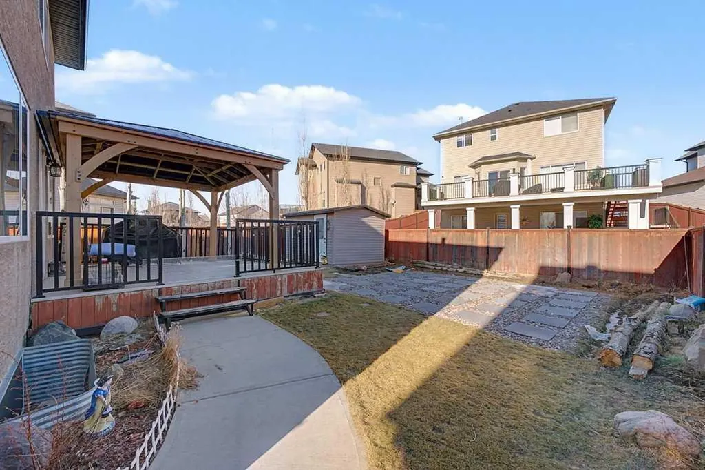 284 Hawkmere View Chestermere AB T1X 1T7