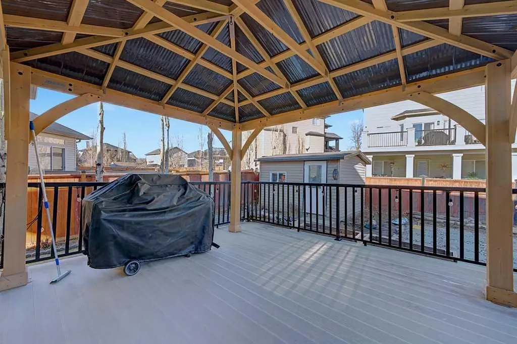 284 Hawkmere View Chestermere AB T1X 1T7