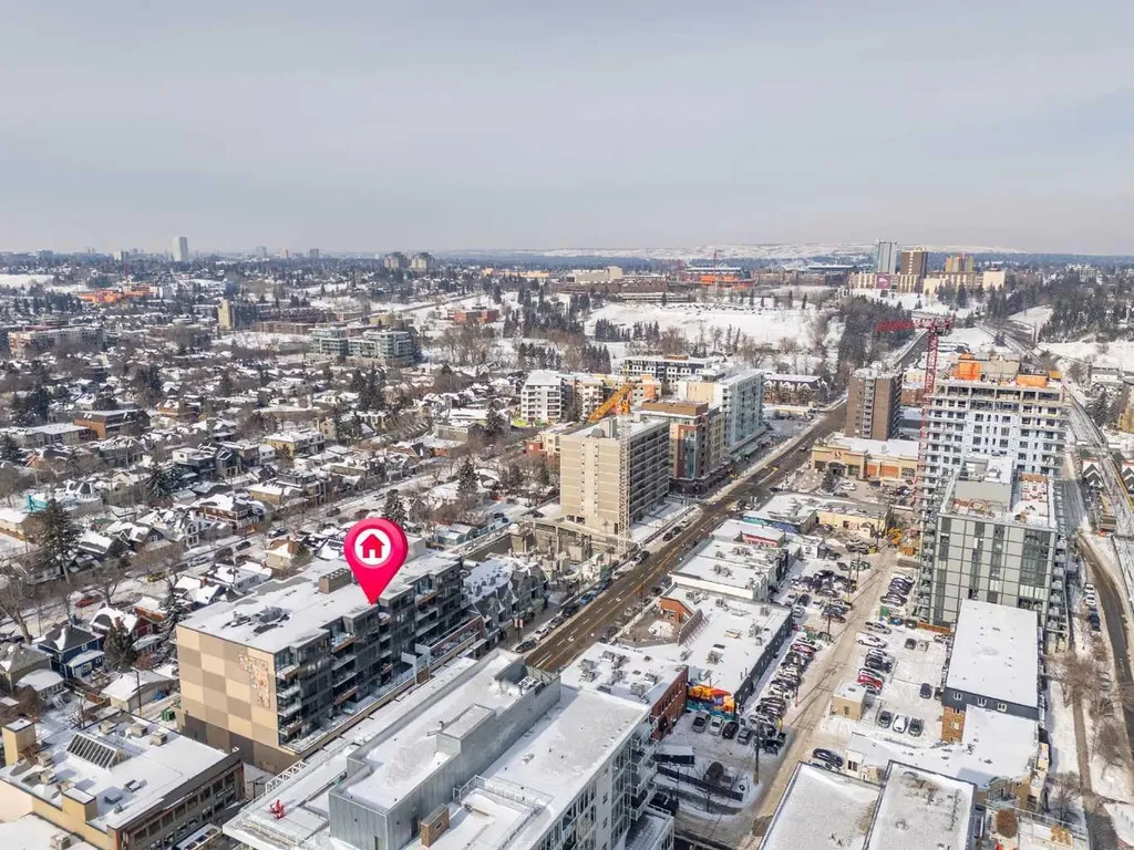 301 10 Street NW Calgary AB T2T 1H7