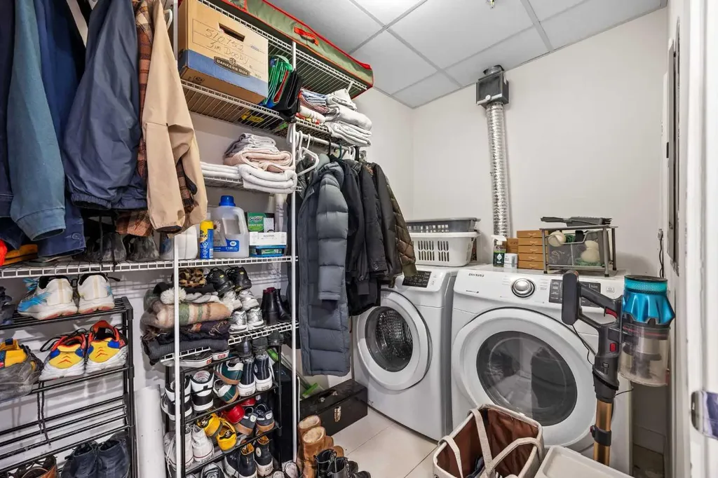 301 10 Street NW Calgary AB T2T 1H7