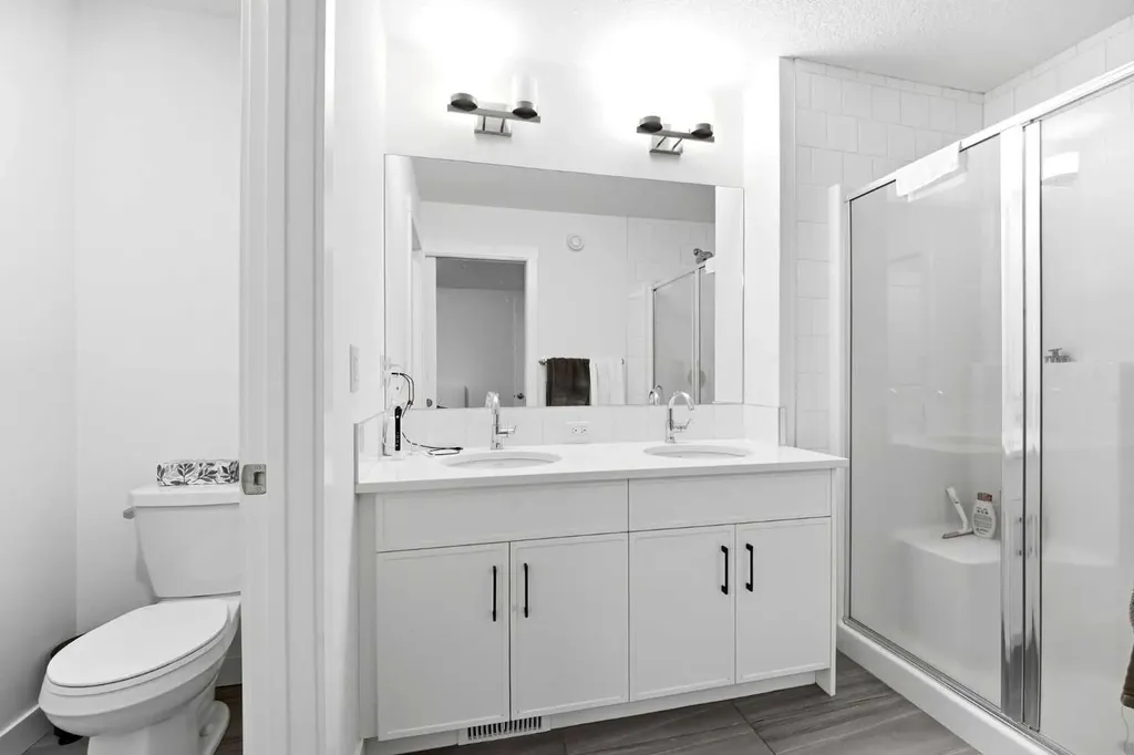 29 Herron Mews NE Calgary AB T3P 1Y1