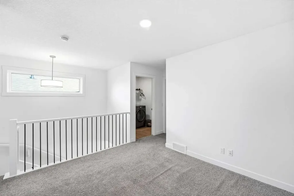 29 Herron Mews NE Calgary AB T3P 1Y1