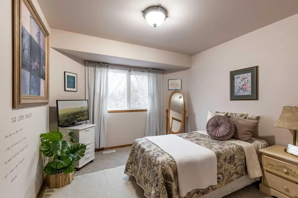 512 11 Street Dunmore AB T1B 0K4