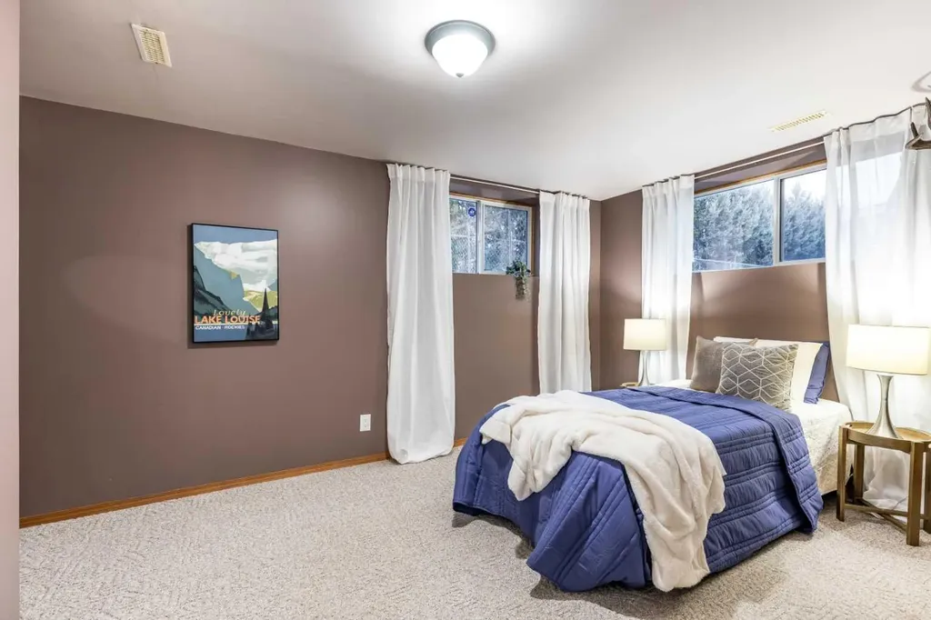 512 11 Street Dunmore AB T1B 0K4
