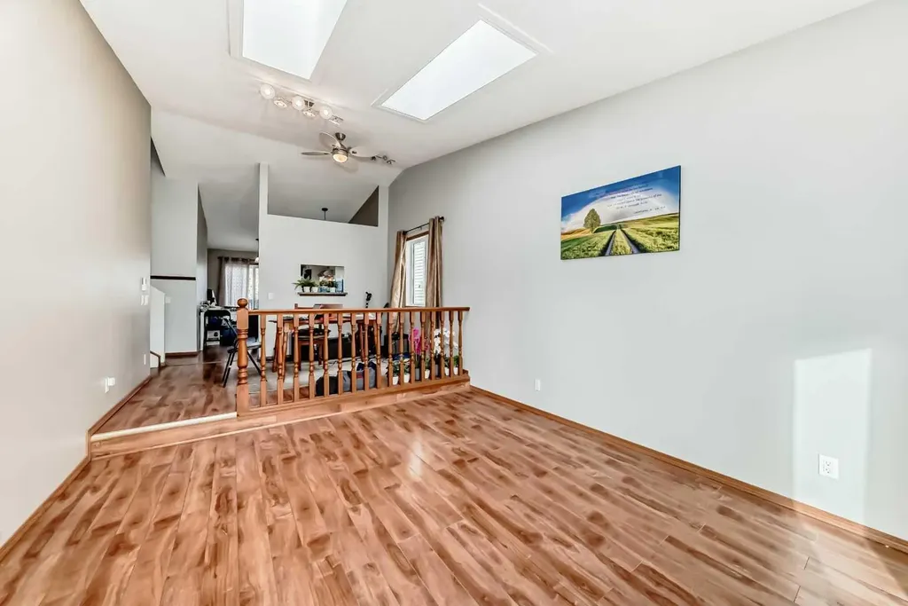 179 Hawkwood Boulevard NW Calgary AB T2R 0B3