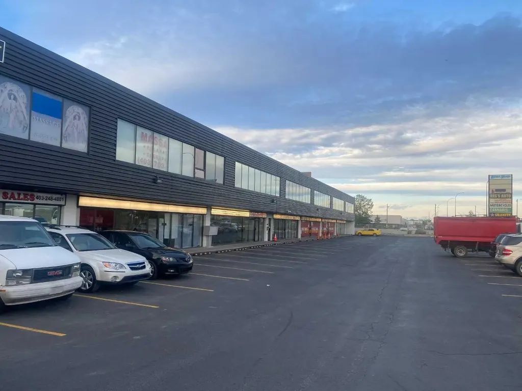 5701 17 Avenue SE Calgary AB T2A 0W3