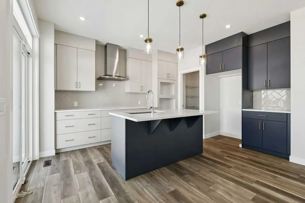 420 Bridgeport Glen Chestermere AB T1X3E1