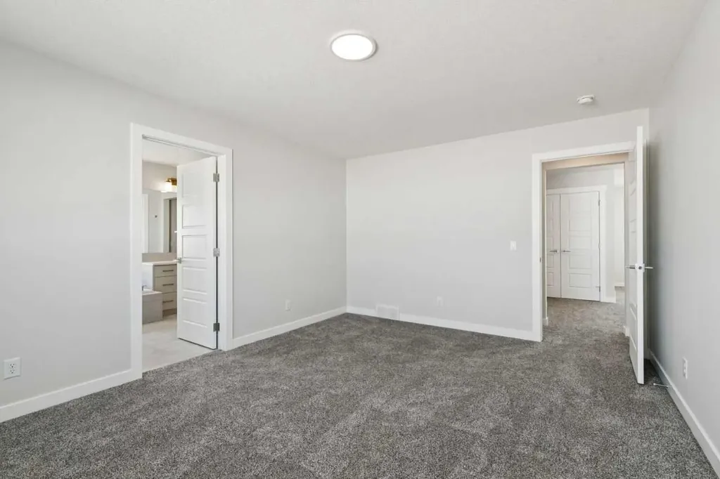 420 Bridgeport Glen Chestermere AB T1X3E1