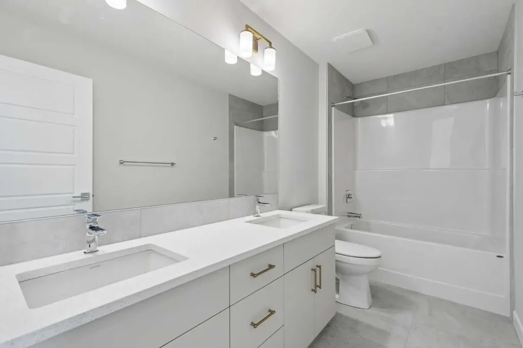 420 Bridgeport Glen Chestermere AB T1X3E1
