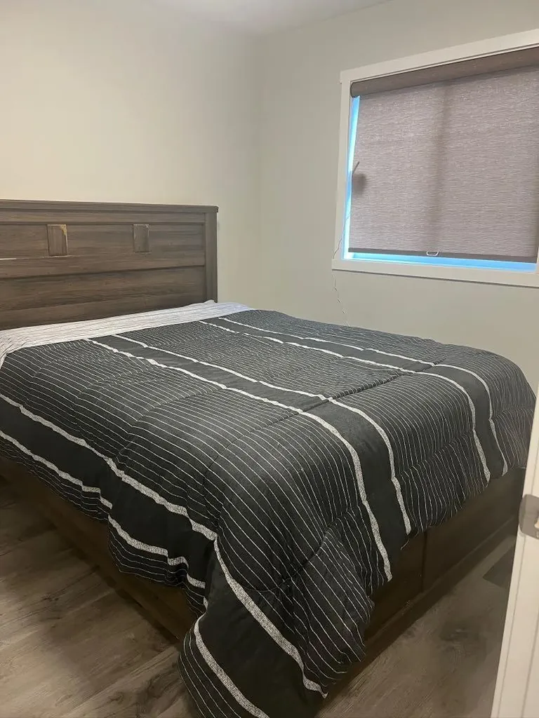 4819 17 Avenue Edson AB T7E1G4