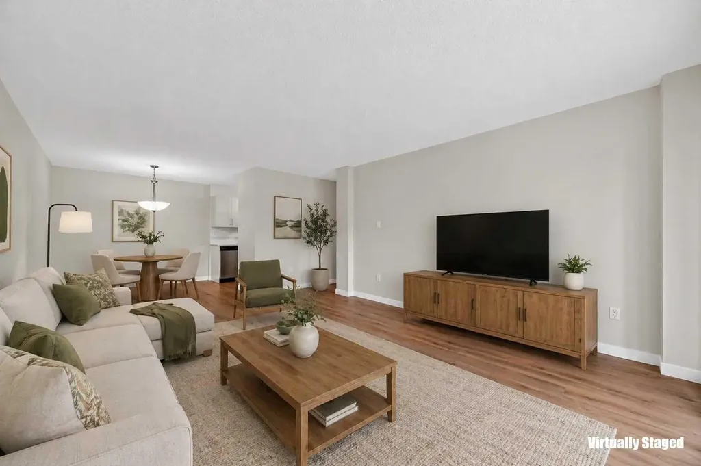 8948 Elbow Drive SW Calgary AB T2H 0V9