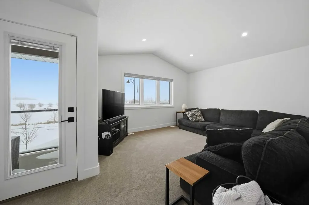 244 Emerald Drive Red Deer AB T4E 1A6