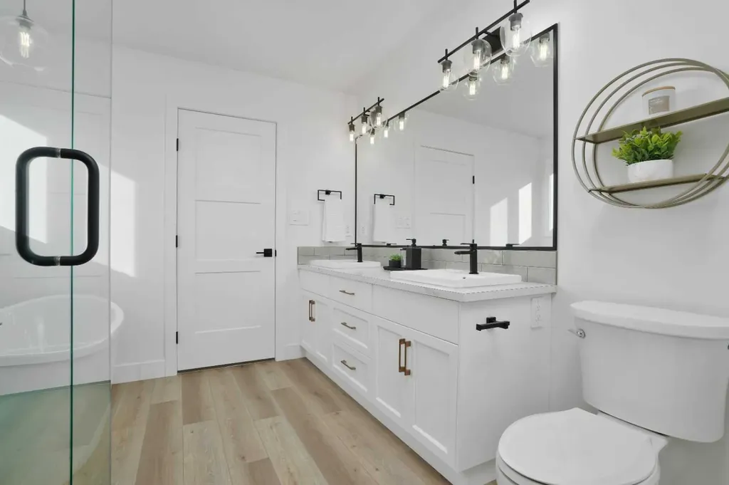 244 Emerald Drive Red Deer AB T4E 1A6