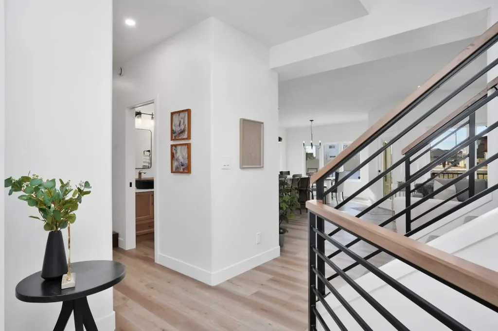 244 Emerald Drive Red Deer AB T4E 1A6