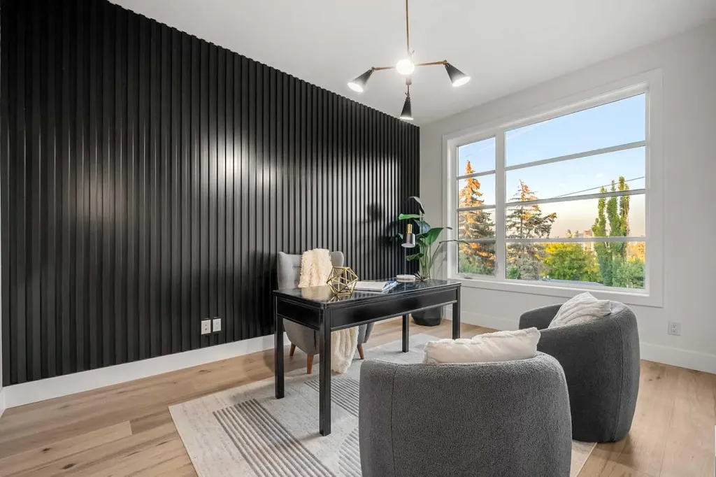 1415 24 Street SW Calgary AB T3C 1H9