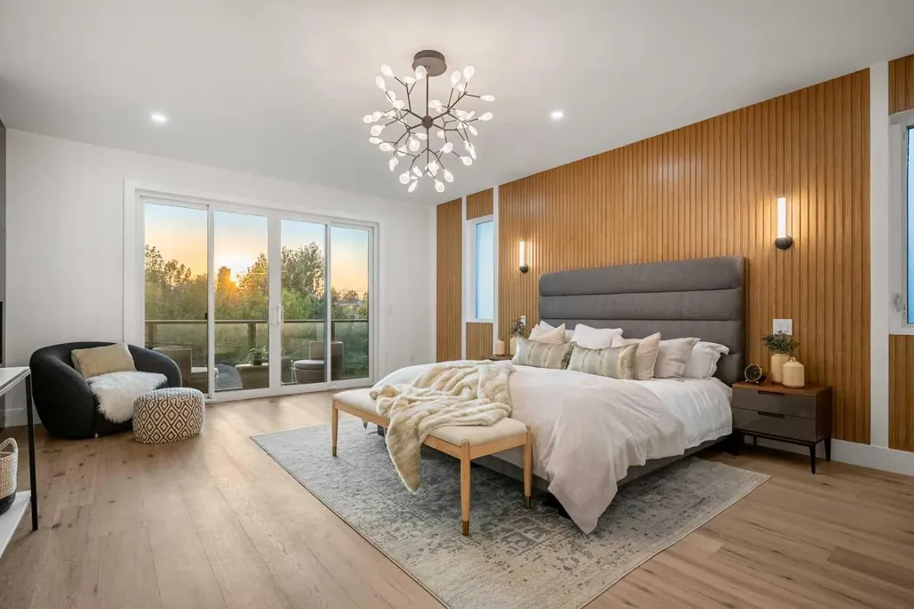 1415 24 Street SW Calgary AB T3C 1H9