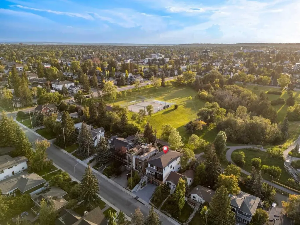 1415 24 Street SW Calgary AB T3C 1H9
