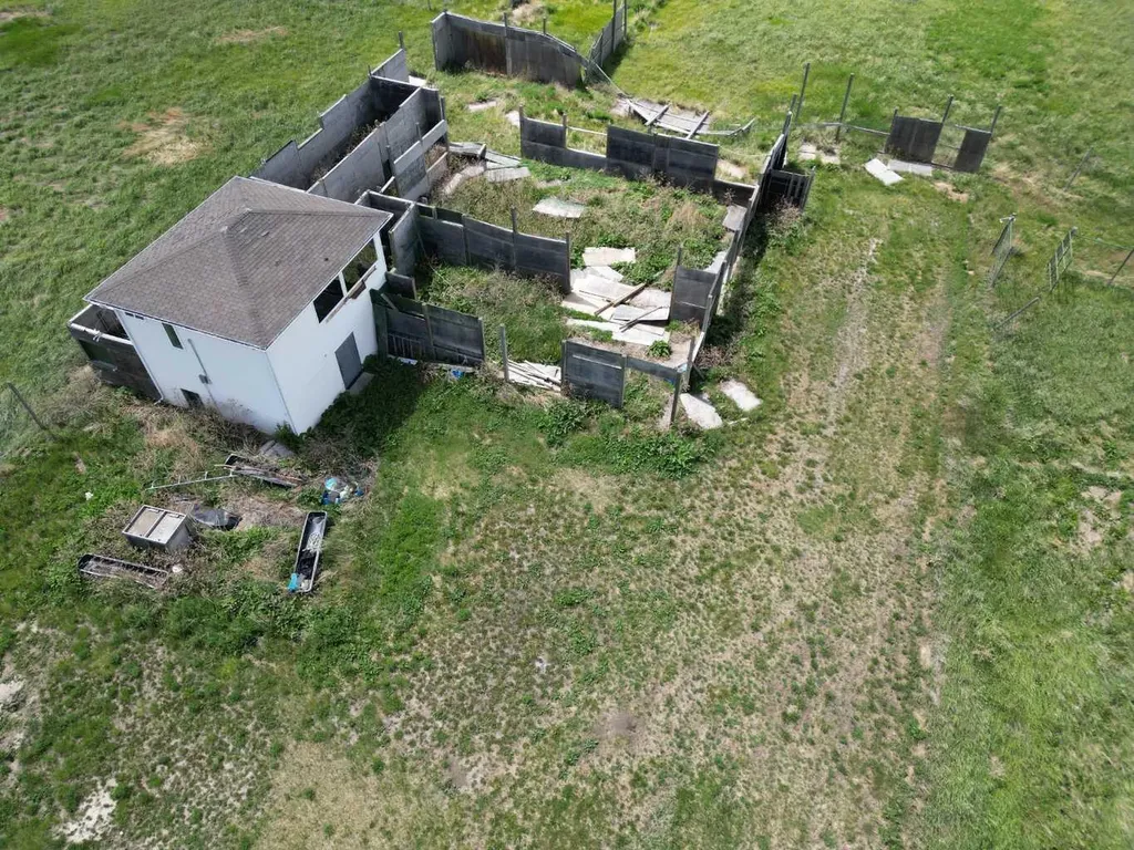 221044 Twp Road 50 Rural Cardston County AB T0K 1J0