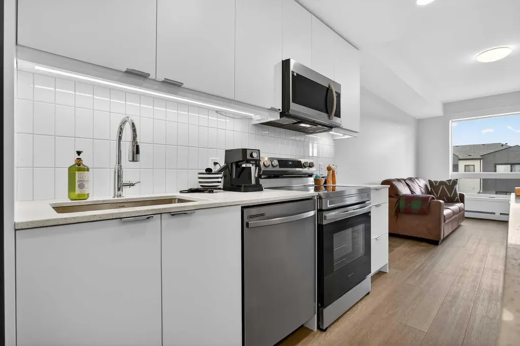 8500 19 Avenue SE Calgary AB T2A 0M8