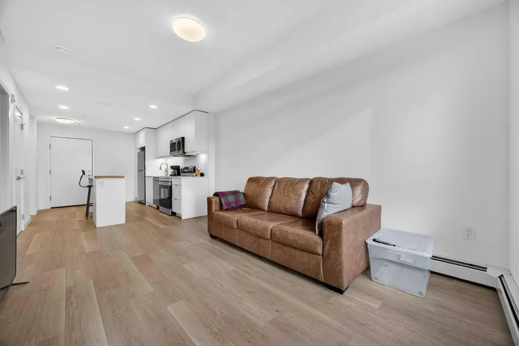 8500 19 Avenue SE Calgary AB T2A 0M8