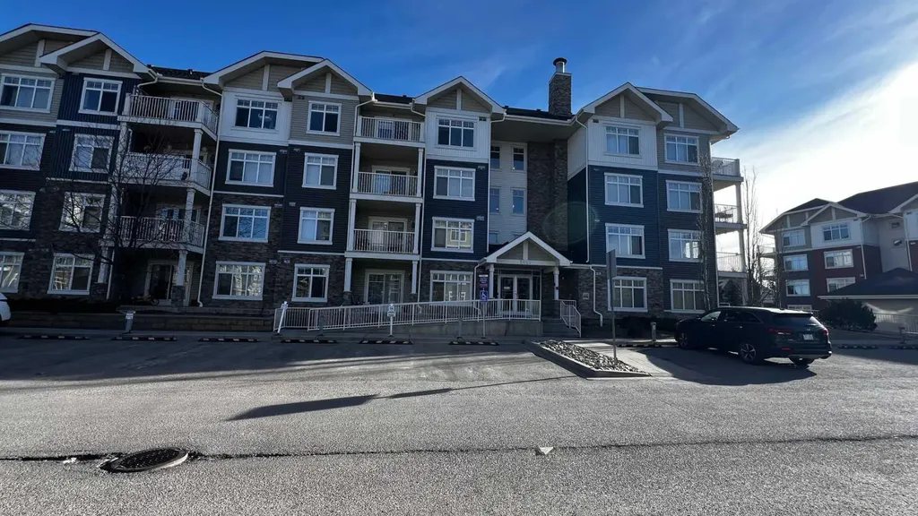 155 Skyview Ranch Way NE Calgary AB T3N 0L2