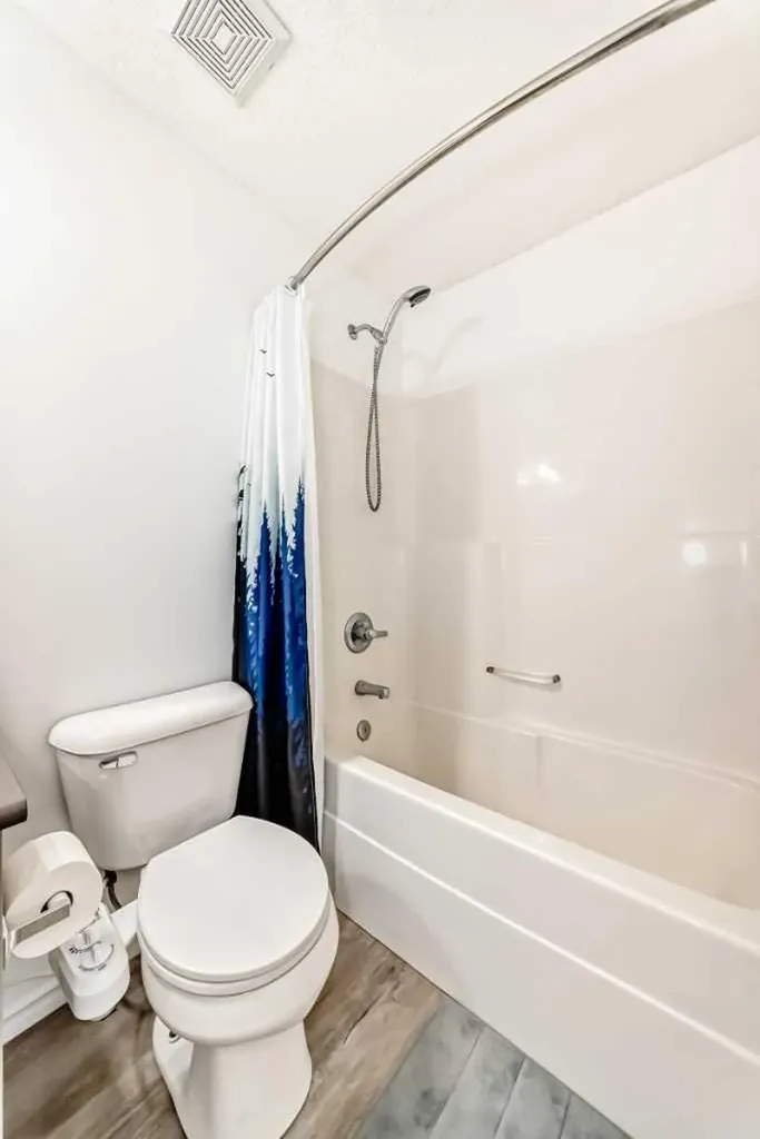 294 Elgin View SE Calgary AB T2Z 4N6