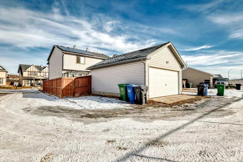 294 Elgin View SE Calgary AB T2Z 4N6
