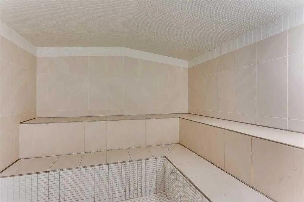 519 Riverfront Avenue SE Calgary AB T2G 1K6