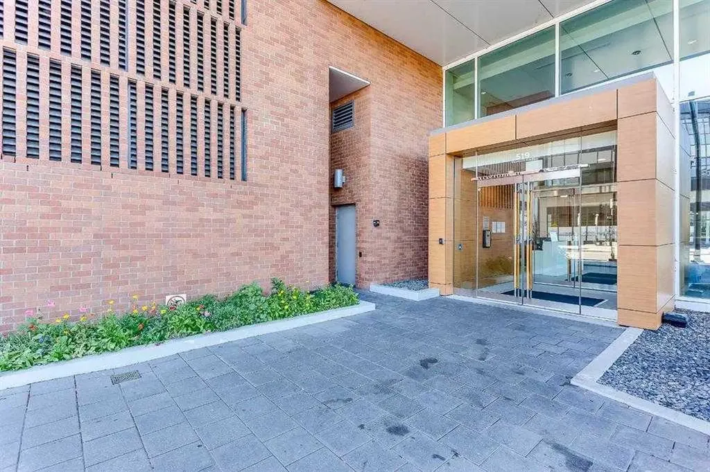 519 Riverfront Avenue SE Calgary AB T2G 1K6