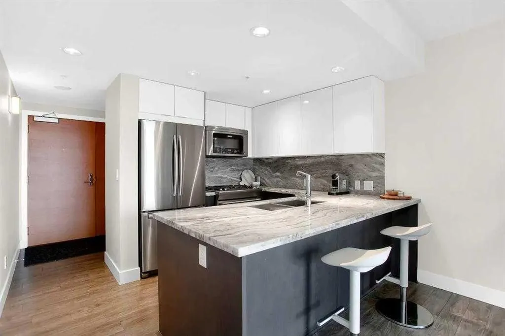 519 Riverfront Avenue SE Calgary AB T2G 1K6