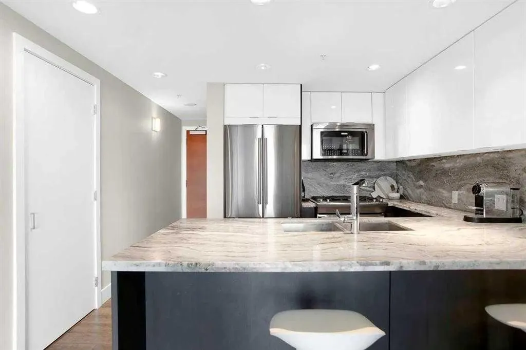 519 Riverfront Avenue SE Calgary AB T2G 1K6