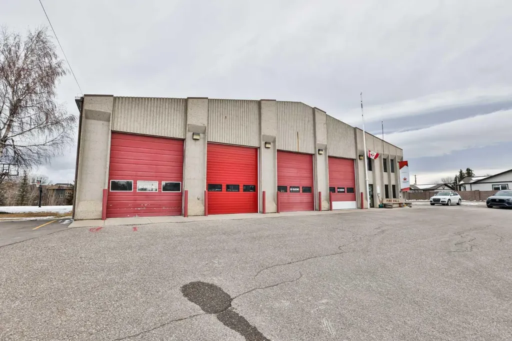 655 Charlotte Street S Pincher Creek AB T0K 1W0