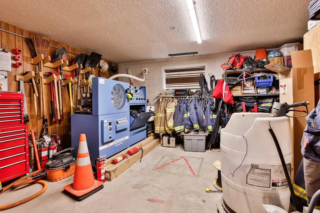 655 Charlotte Street S Pincher Creek AB T0K 1W0