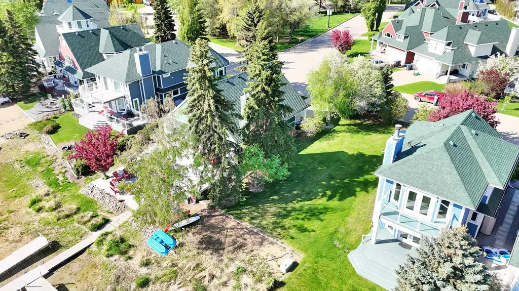 182 Marina Bay Court Sylvan Lake AB T4S 1E9