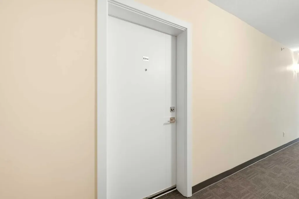 15 Skyview Point Crescent NE Calgary AB T3N 2T1