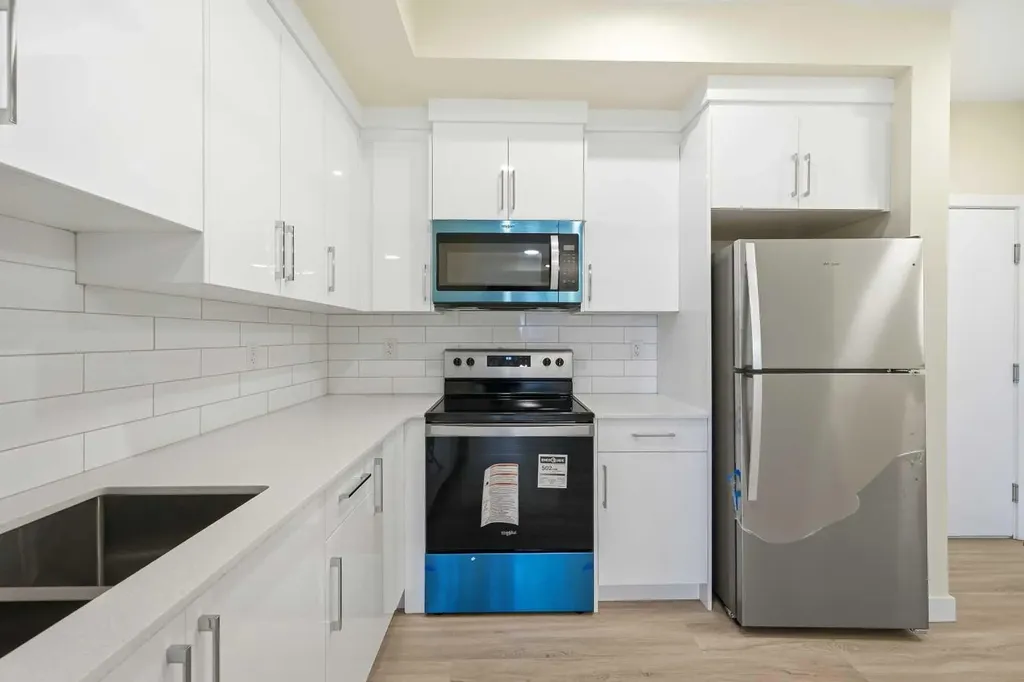 15 Skyview Point Crescent NE Calgary AB T3N 2T1