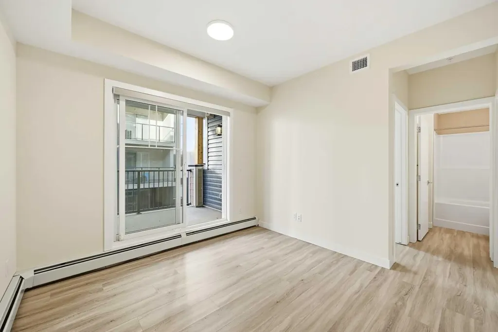 15 Skyview Point Crescent NE Calgary AB T3N 2T1