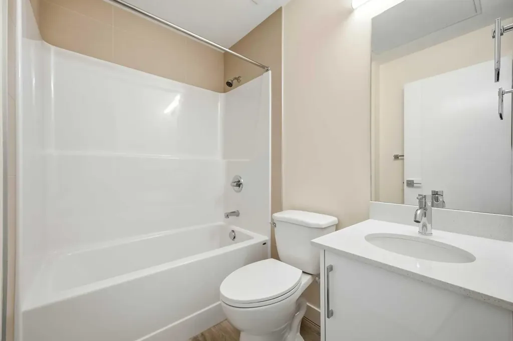 15 Skyview Point Crescent NE Calgary AB T3N 2T1