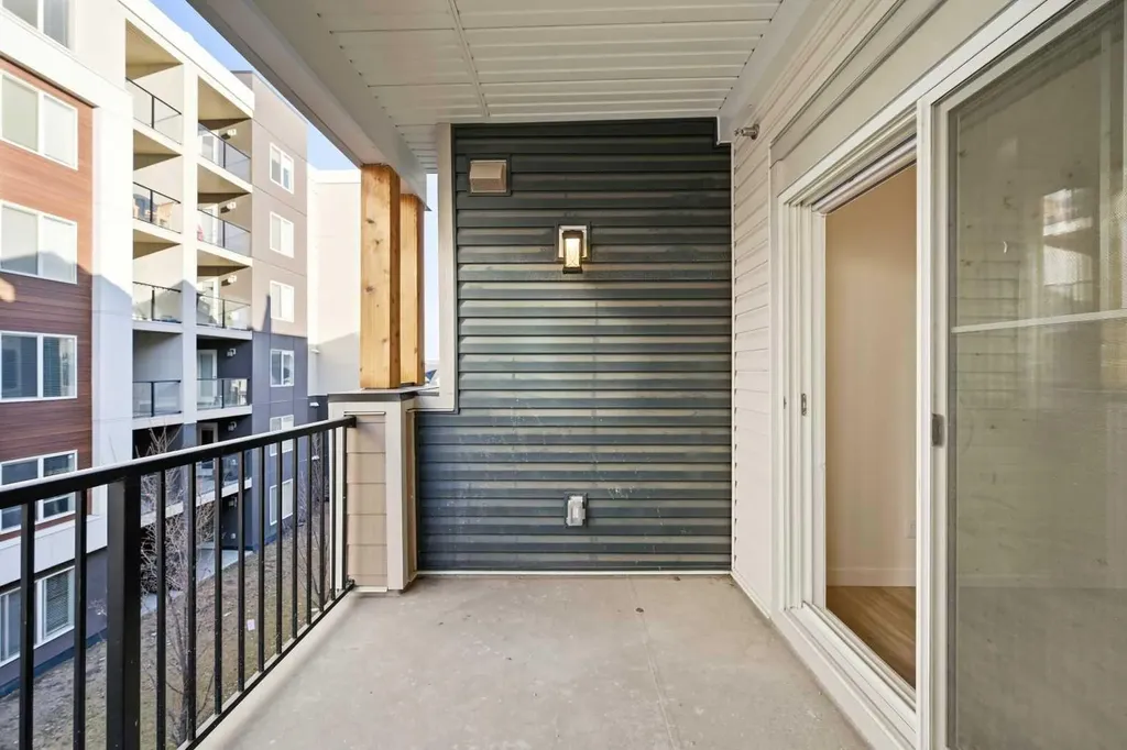 15 Skyview Point Crescent NE Calgary AB T3N 2T1
