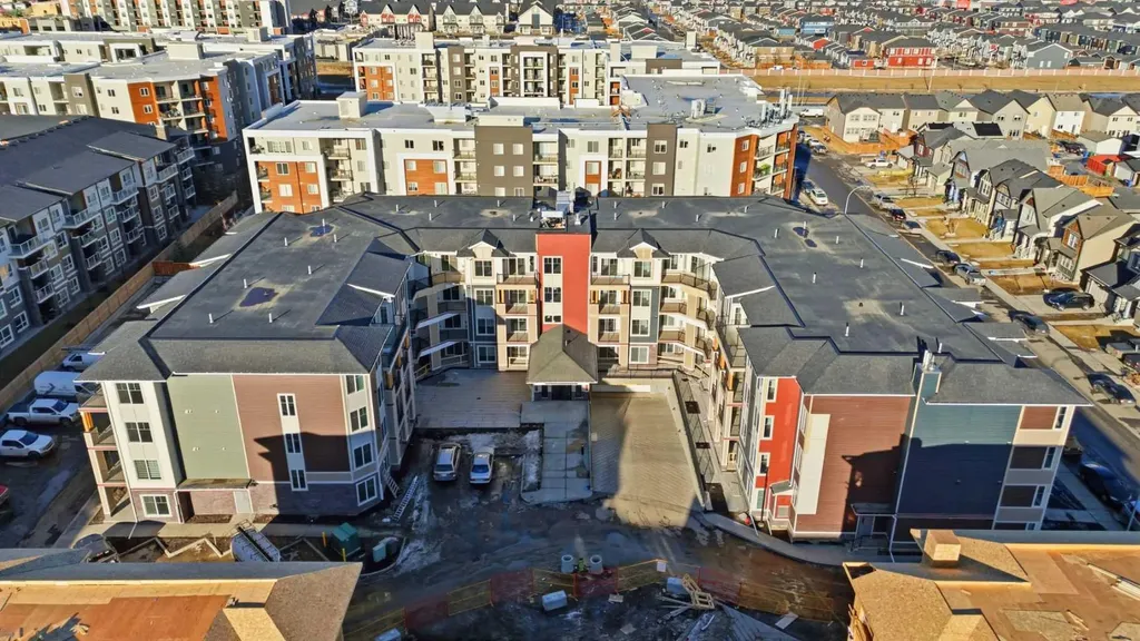 15 Skyview Point Crescent NE Calgary AB T3N 2T1