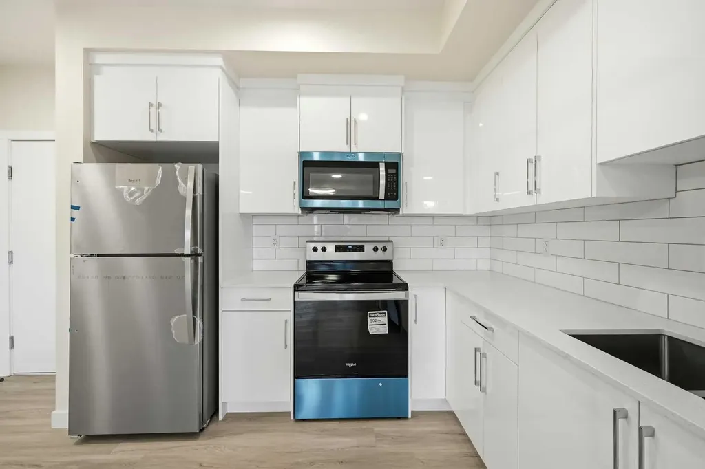 15 Skyview Point Crescent NE Calgary AB T3N 2T1