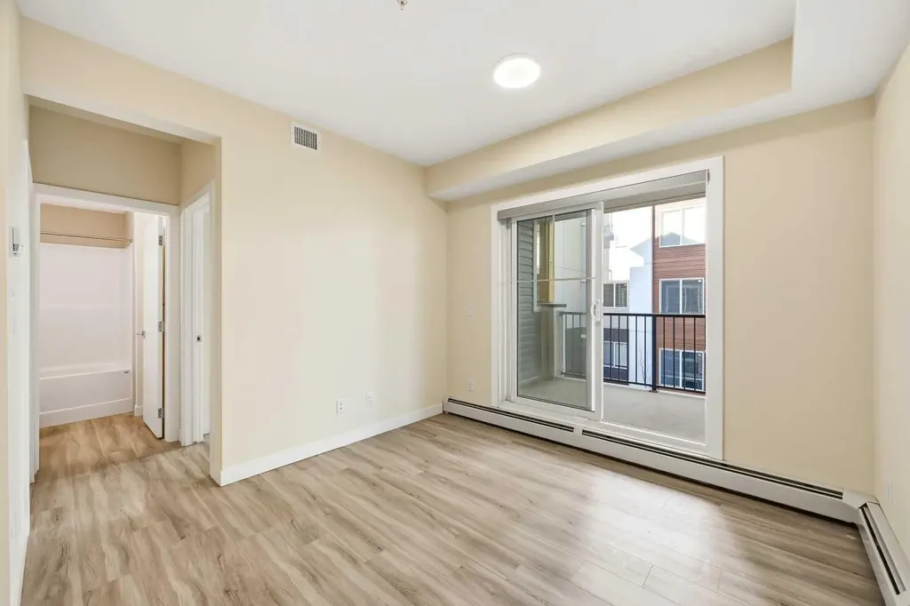15 Skyview Point Crescent NE Calgary AB T3N 2T1