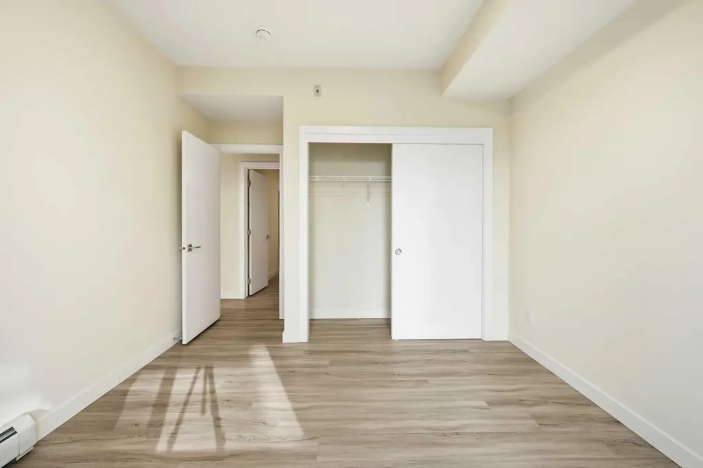 15 Skyview Point Crescent NE Calgary AB T3N 2T1